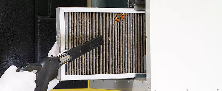 Clogged Air Duct Cleaning Process in Woodstock, IL
